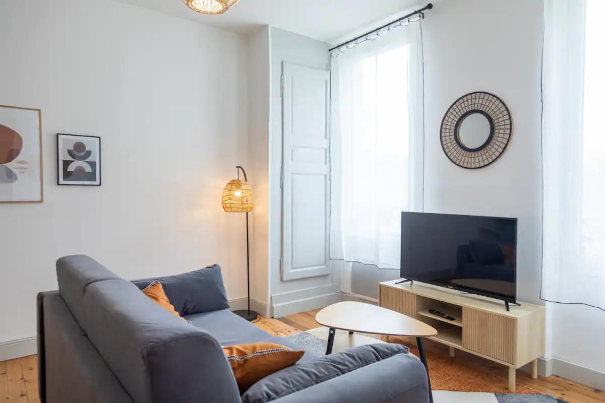 Le Cosy Magnifique T2 Neuf Centre Ville Gare 800 M Agen Dış mekan fotoğraf